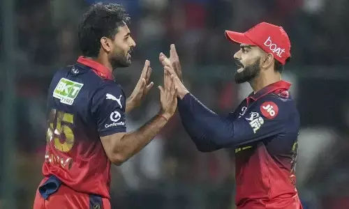 चेन्नई के खिलाफ मैच में भुवनेश्वर कुमार ने रचा इतिहास, ऐसा करने वाले पहले फास्ट बॉलर बने