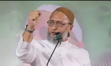 TMC के उर्दू मैनिफेस्टो पर मचा घमासान, हैदराबाद सांसद बोले मुसलमानों का हमेशा किया गया इस्तेमाल