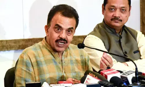 राजनीतिक शून्यता के कारण हमारे संपर्क में हैं उद्धव के विधायक-सांसद, 100 साल से अधिक की होने के बाद भी अपरिपक्व है कांग्रेस