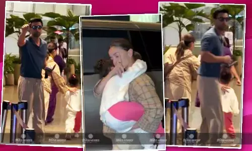 पैपराजी को पोज दे रहे थे आलिया भट्ट और रणबीर, अकेली आगे निकल गईं राहा, क्यूट वीडियो वायरल