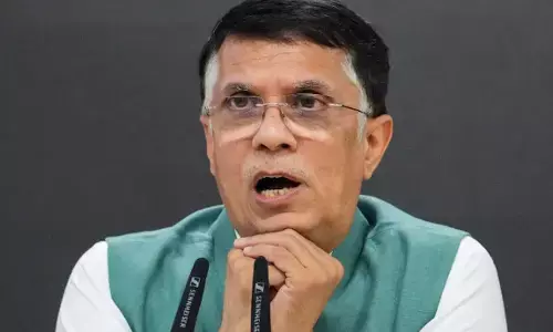 कांग्रेस नेता पवन खेड़ा के खिलाफ असम में FIR दर्ज, दिल्ली स्थित घर की पुलिस ने ली तलाशी