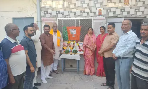 वार्ड क्रमांक 21 में हर्षोल्लास के साथ मनाया गया भाजपा का स्थापना दिवस