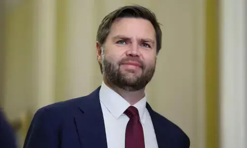 इस टूल का इस्तेमाल अमेरिकी राष्ट्रपति तय कर... ट्रंप के बयान के बाद तुरंत अमेरिकी उपराष्ट्रपति ने दी ये प्रतिक्रिया