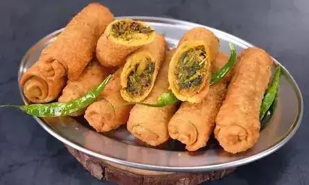 कुछ नया करें ट्राई, परिवार को पसंद आएगा महाराष्ट्र का फेमस नाश्ता, यहां देखें सांबर वड़ी बनाने की रेसिपी कुछ नया करें ट्राई, परिवार को पसंद आएगा महाराष्ट्र का फेमस नाश्ता, यहां देखें सांबर वड़ी बनाने की रेसिपी