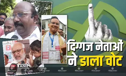 पुडुचेरी,असम, केरल विधानसभा चुनाव में कई दिग्गजों ने पोलिंग बूथ पर डाला वोट