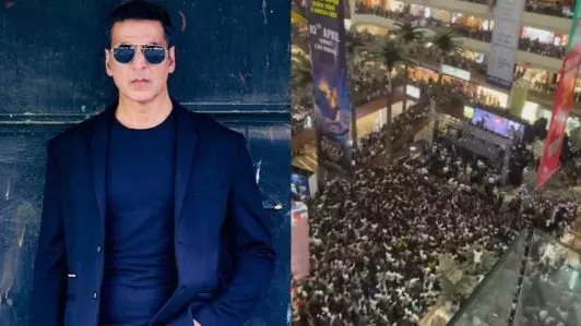 Bhooth Bangla Promotion: अक्षय कुमार के इवेंट में बेकाबू भीड़, एक्टर को देखने के लिए एस्केलेटर की रेलिंग पर चढ़े फैंस, वायरल हुआ वीडियो | Crowd Spirals Out of ...