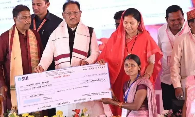 स्वाभिमान की नई पहचान : छत्तीसगढ़ में महिला सशक्तिकरण का स्वर्णिम दौर स्वाभिमान की नई पहचान : छत्तीसगढ़ में महिला सशक्तिकरण का स्वर्णिम दौर