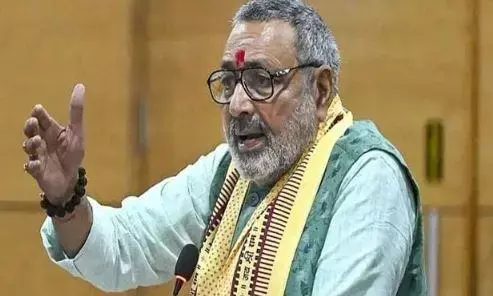 पाकिस्तान की भाषा बोल रहे... मोदी को बालकौट का जादूगर बताने पर गिरिराज सिंह ने राहुल गांधी पर बोला हमला