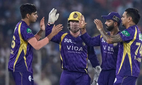 7 मैचों में सिर्फ एक जीत...इसके बावजूद भी प्लेऑफ में जगह बना सकती है KKR, जानें समीकरण