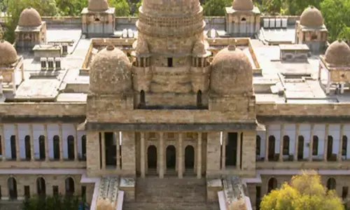 गोपनीयता पर अदालत गंभीर, जान लीजिए - बिना अनुमति आधिकारिक कॉल रिकॉर्डिंग अपराध है, आईटी एक्ट के तहत चलेगा मुकदमा