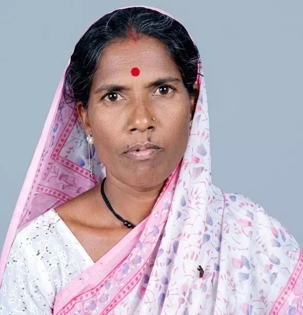 महुआ फूल चुनने गई महिला की हत्या कर बाघ का हमला दिखाने की साजिश