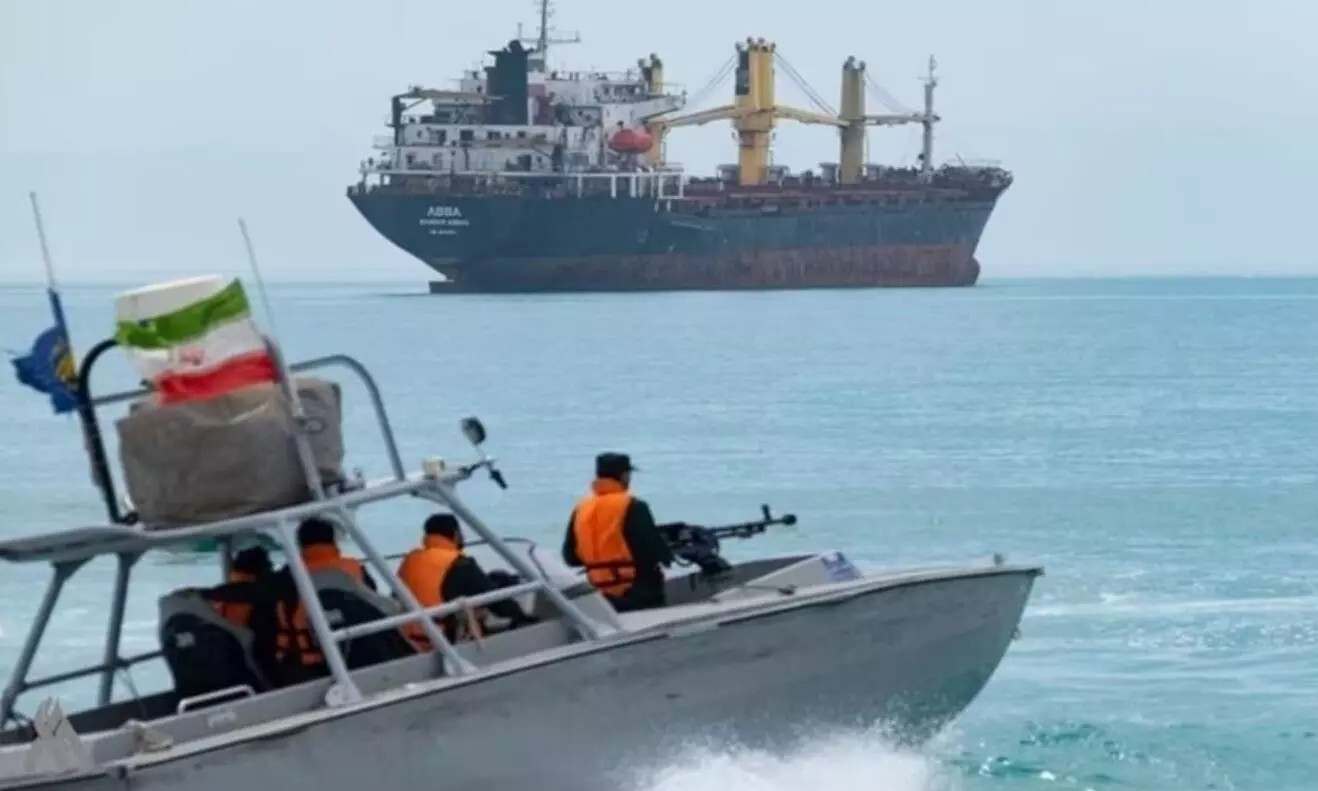 होर्मुज में जिन दो जहाजों पर हुई थी फायरिंग, उन जहाजों पर 22 भारतीय नाविक शामिल, भारत सरकार ने सुरक्षा को लेकर जाहिर की चिंता