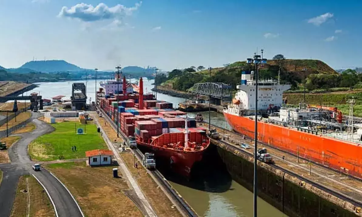 व्यापारिक जहाज निकालने के लिए हुई नीलामी, इतने मिलियन डॉलर की एक्स्ट्रा चुकानी होगी रकम