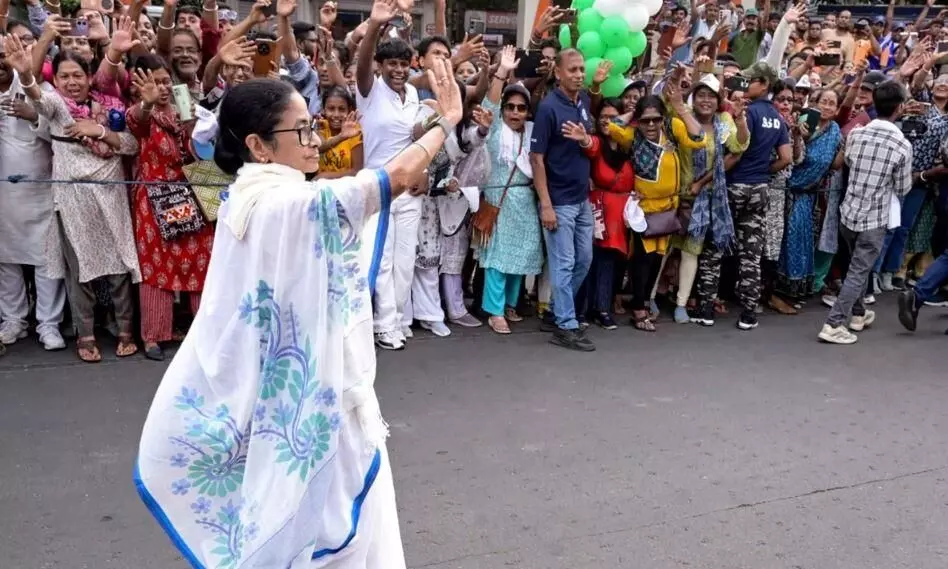 गोली मारो और ठोको वाली धमकी पर TMC ने किया पलटवार, कहा- यूपी और बिहार वाली संस्कृति ला रहे