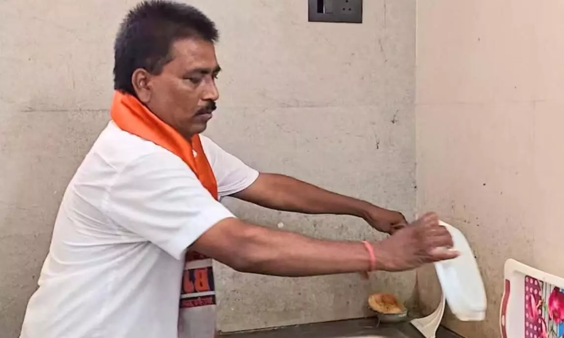 BJP कार्यालय में चाय-पानी पिलाने वाला शख्स बना पार्षद, भारी बहुमत से जीता चुनाव, जीत पर क्या कहा?