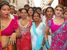 विवाह मंडप में विवाद में दो किन्नरों ने सामूहिक आत्महत्या का प्रयास किया