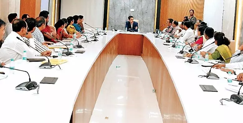 उड़न दस्ते रखेंगे नजर , खाद व बीज की पर्याप्त आपूर्ति सुनिश्चित होगी