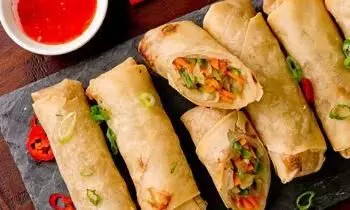 अब बाजार जैसे स्प्रिंग रोल बनाना बेहद आसान, फॉलो करें ये रेसिपी