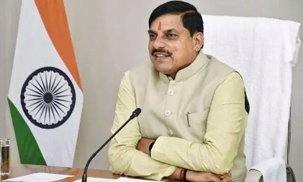 भारत की जीवन पद्धति फीनिक्स पक्षी जैसी, देश कठिनाईयों में भी ऊंची उड़ान भरने में सक्षम- मुख्यमंत्री