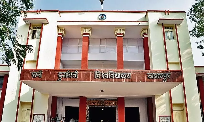 वेतन रोकने पर रादुविवि कर्मियों में आक्रोश, अनशन की चेतावनी