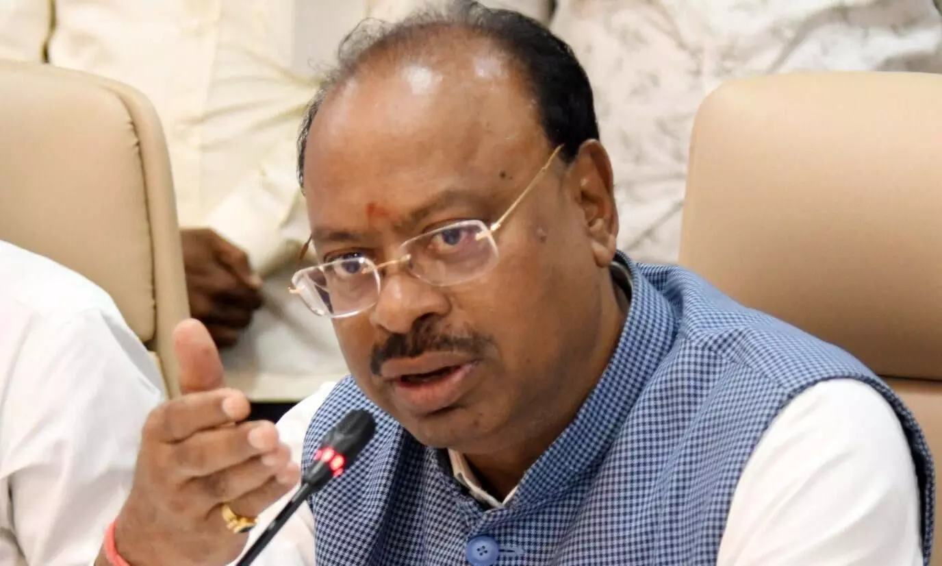 बावनकुले ने कहा - शरद पवार और सुनील तटकरे की मुलाकात को राजनीतिक रंग न दें, मैं भी राज ठाकरे से मिलकर आया हूं