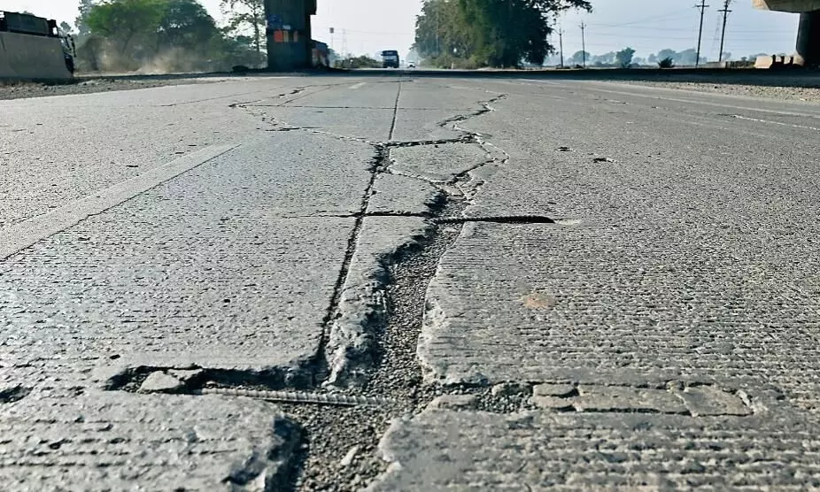 जब तक पूरी सड़क दुरुस्त नहीं होगी, तब तक रहेगी जिम्मेदारी
