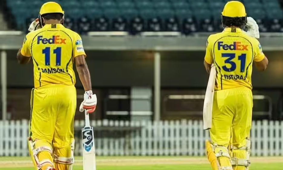 हैदराबाद के खिलाफ मैच में CSK ने रचा इतिहास, पहले ही ओवर में बना डाला रिकॉर्ड