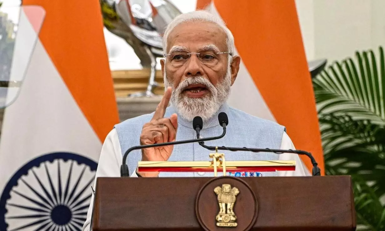 चार घंटे से ज्यादा चली इस मीटिंग में मंत्रालयों के कार्यों की समीक्षा, मिडिल ईस्ट संकट को लेकर प्रधानमंत्री ने दिए सख्त आदेश चार घंटे से ज्यादा चली इस मीटिंग में मंत्रालयों के कार्यों की समीक्षा, मिडिल ईस्ट संकट को लेकर प्रधानमंत्री ने दिए सख्त आदेश