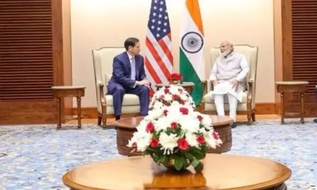 PM मोदी से अमेरिकी विदेश मंत्री मिले, व्हाइट हाउस आने के दिया न्योता, इन मुद्दों पर चर्चा PM मोदी से अमेरिकी विदेश मंत्री मिले, व्हाइट हाउस आने के दिया न्योता, इन मुद्दों पर चर्चा