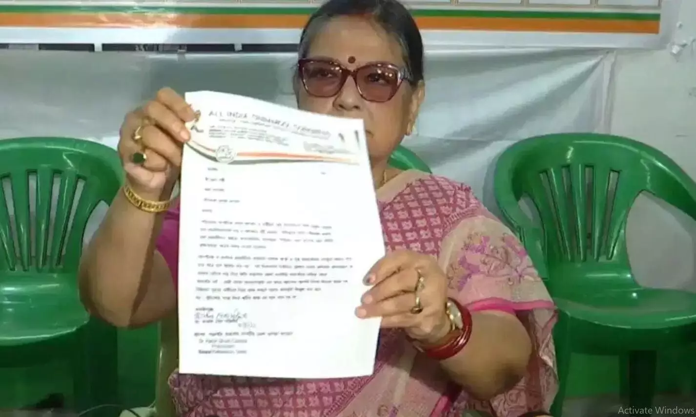 TMC सांसद काकोली घोष दस्तीदार ने जिलाध्यक्ष पद से दिया इस्तीफा, पार्टी को मजबूत बनाने के लिए ममता बनर्जी से की ये अपील