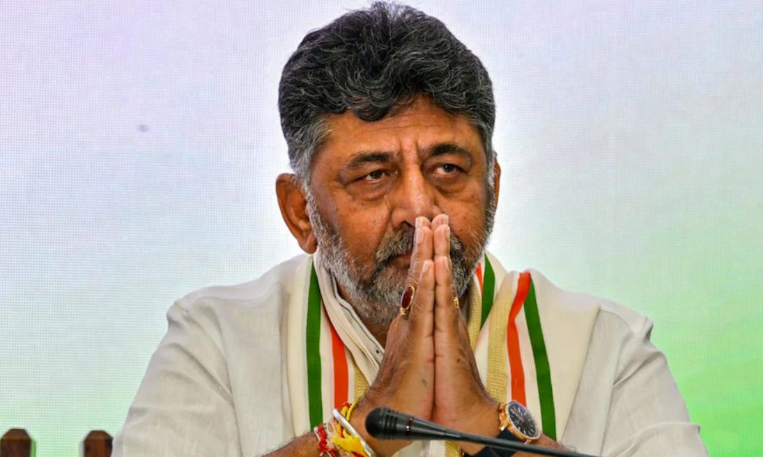 शिवकुमार कैबिनेट की तस्वीर हुई साफ! मुख्यमंत्री के साथ 13 मंत्री ले सकते हैं शपथ, डिप्टी सीएम पर भी हुआ फैसला