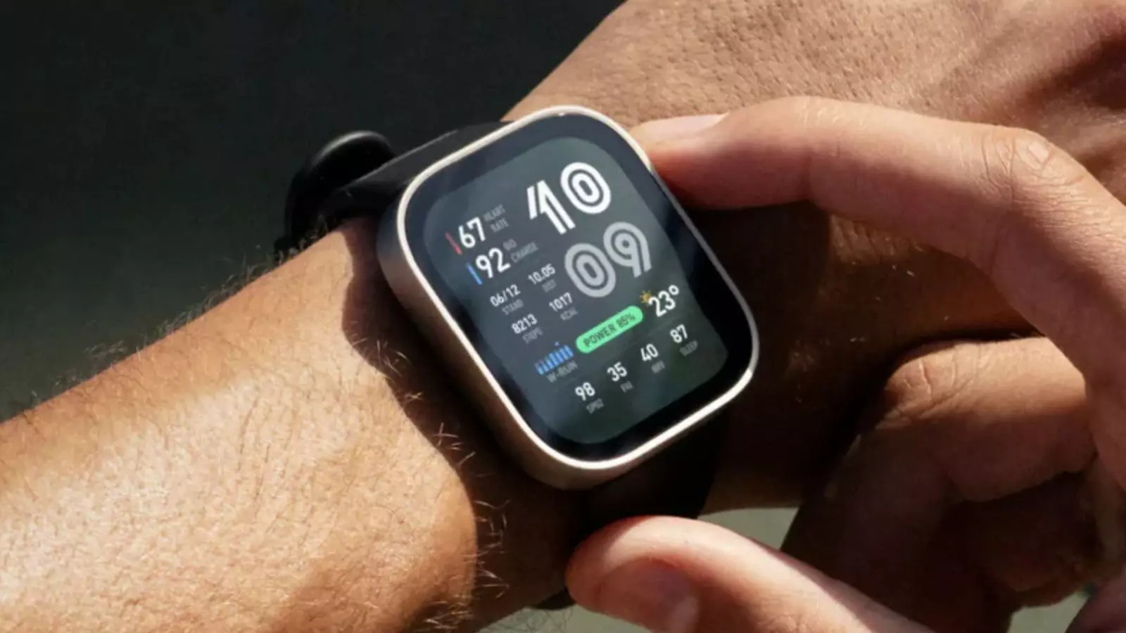 Amazfit Bip Max भारत में AMOLED डिस्प्ले और ब्लूटूथ कॉलिंग के साथ लॉन्च, जानिए कीमत और फीचर्स Amazfit Bip Max भारत में AMOLED डिस्प्ले और ब्लूटूथ कॉलिंग के साथ लॉन्च, जानिए कीमत और फीचर्स