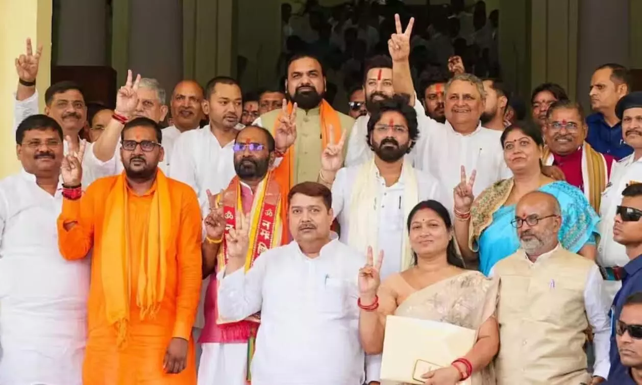 बिहार विधान परिषद चुनाव के नतीजे घोषित, सभी 10 उम्मीदवार चुने गए निर्विरोध, उपेंद्र कुशवाहा के बेटे के मंत्री पद पर खतरा! बिहार विधान परिषद चुनाव के नतीजे घोषित, सभी 10 उम्मीदवार चुने गए निर्विरोध, उपेंद्र कुशवाहा के बेटे के मंत्री पद पर खतरा!