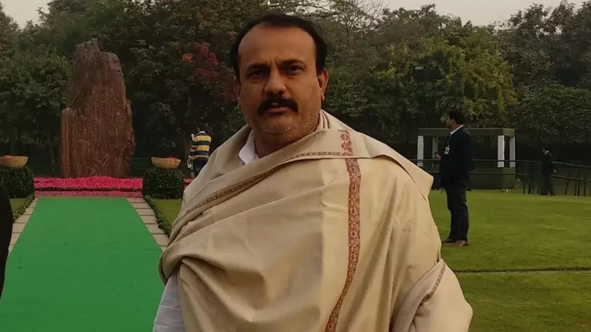 दिल्ली दरबार पहुंची हर्षवर्धन की शिकायत, जानिए - खड़गे से कौन मिले, अब सोनिया-राहुल का इंतजार दिल्ली दरबार पहुंची हर्षवर्धन की शिकायत, जानिए - खड़गे से कौन मिले, अब सोनिया-राहुल का इंतजार