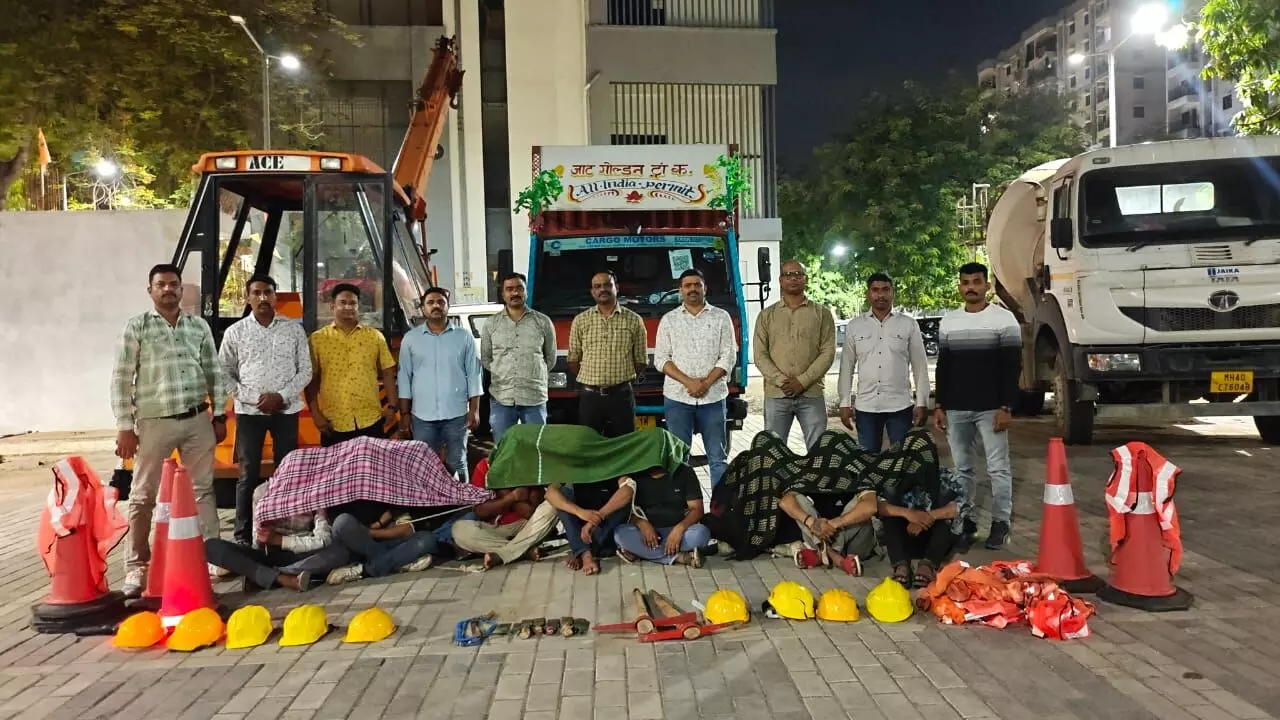 दिल्ली से नागपुर तक फैला केबल चोरों का जाल ध्वस्त, अंतरराज्यीय गैंग के 9 सदस्य दबोचे दिल्ली से नागपुर तक फैला केबल चोरों का जाल ध्वस्त, अंतरराज्यीय गैंग के 9 सदस्य दबोचे