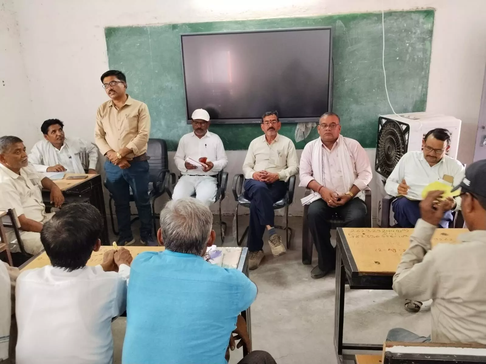 नवभारत उल्लास साक्षरता अभियान की बैठक आयोजित नवभारत उल्लास साक्षरता अभियान की बैठक आयोजित