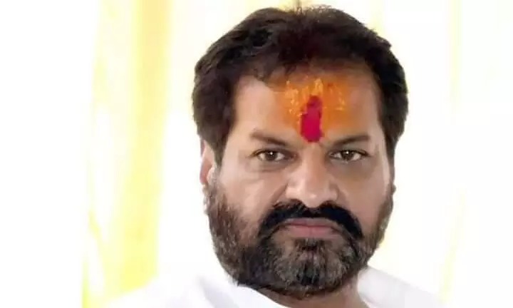 हिंगोली के सांसद नागेश पाटील आष्टीकर ने उबाठा छोड़ी, शिवसेना शिंदे गुट में करेंगे प्रवेश हिंगोली के सांसद नागेश पाटील आष्टीकर ने उबाठा छोड़ी, शिवसेना शिंदे गुट में करेंगे प्रवेश
