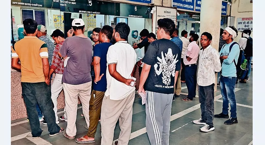 तत्काल टिकट में दलालों की सेंध, सेटिंग वालों को पहले से ही मिल जाता है टोकन