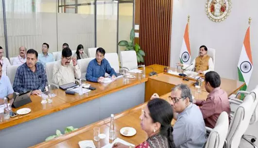 वन पर्यटन का करें विस्तार, पर्यटकों के लिये बढ़ाएं सुविधाएं - मुख्यमंत्री डॉ. यादव वन पर्यटन का करें विस्तार, पर्यटकों के लिये बढ़ाएं सुविधाएं - मुख्यमंत्री डॉ. यादव