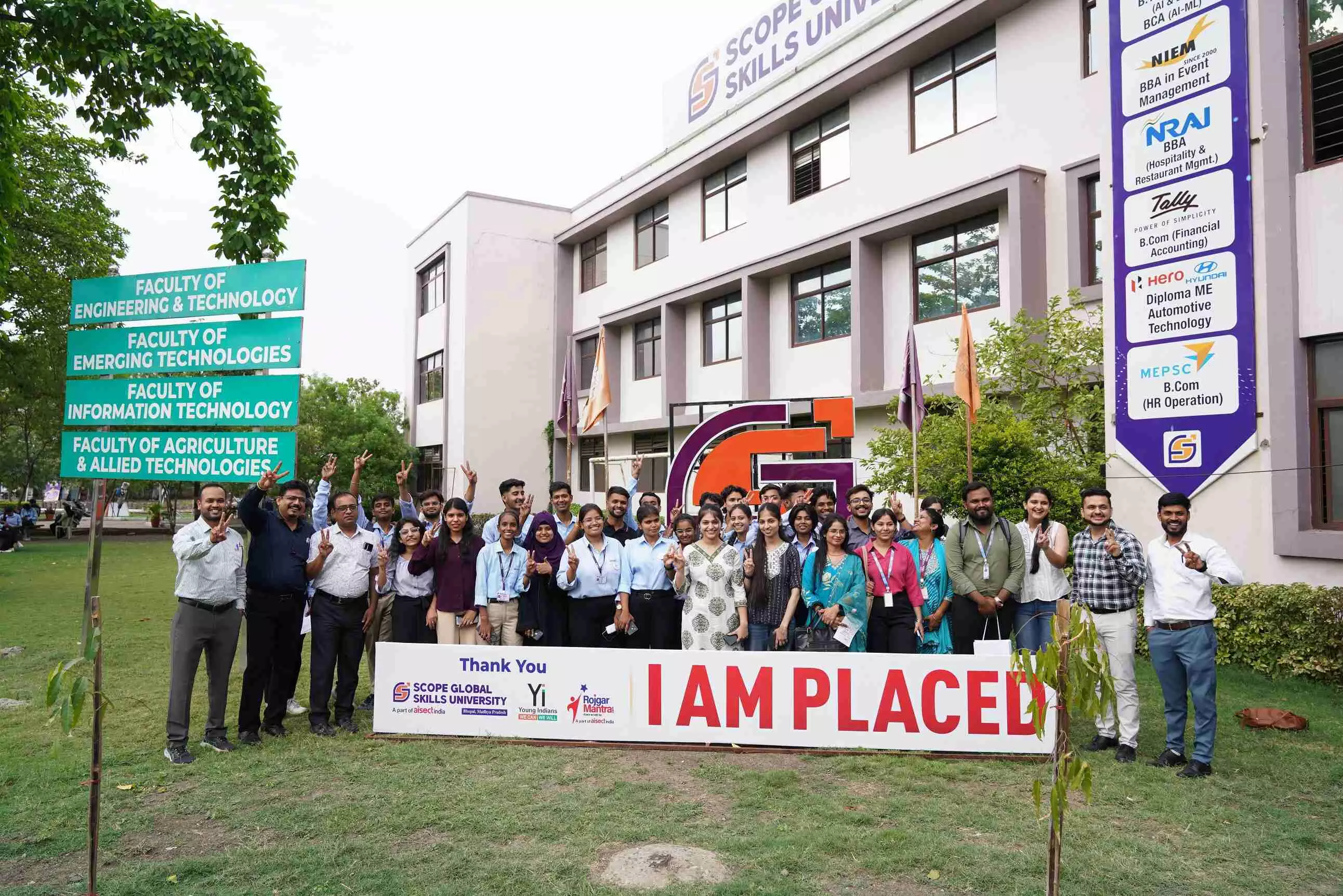 स्कोप ग्लोबल स्किल्स यूनिवर्सिटी में आयोजित हुआ “वाईआई (Yi) - युवा जॉब फेयर 2026” स्कोप ग्लोबल स्किल्स यूनिवर्सिटी में आयोजित हुआ “वाईआई (Yi) - युवा जॉब फेयर 2026”