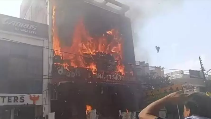 लखनऊ के कोचिंग सेंटर में मौत का तांडव, आग ने छिनी 15 जिंदगी, अब तक क्या-क्या हुआ? जानें पूरा अपडेट