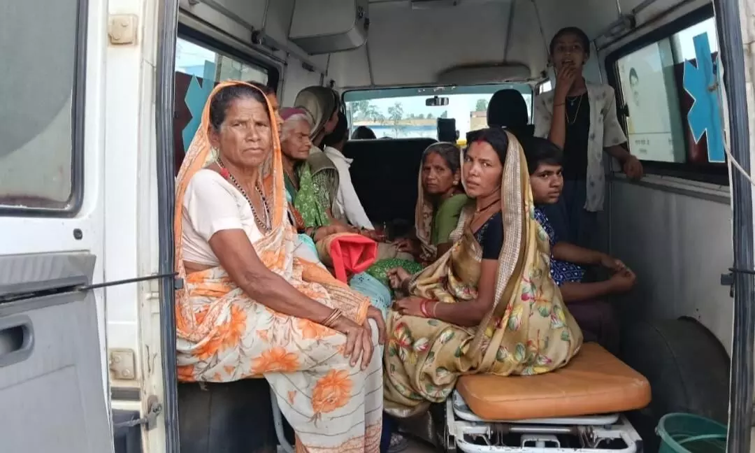 पीएचई ने जुटाएं सैंपल, कुएं का पानी कराया खाली, 40 लोगों को तत्काल भेजा अस्पताल