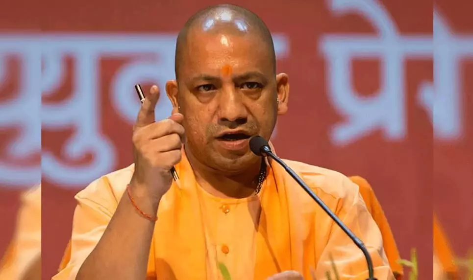 CM योगी  ने हाथरस को 548 करोड़ रुपयों की दी सौगात, अखिलेश यादव पर कसा तंज