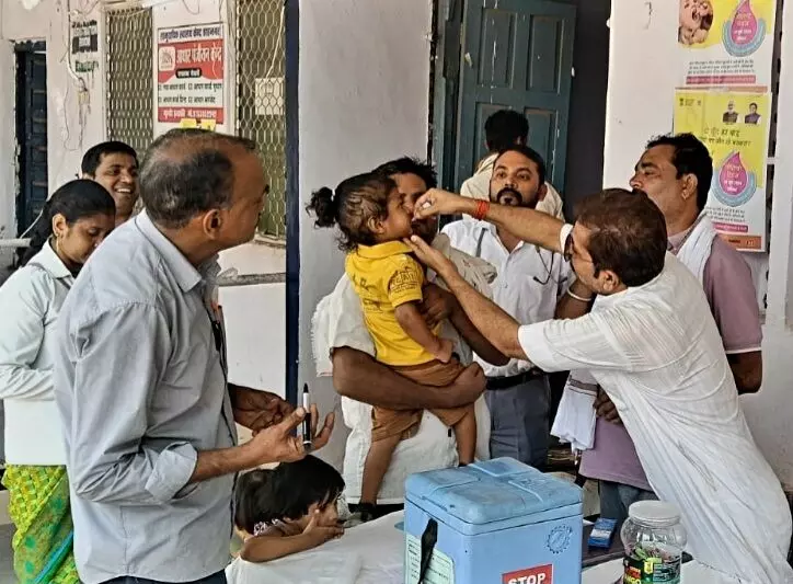 शाहनगर में पिलाई गई पोलियो की दवा