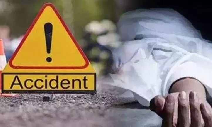 मुंबई के गोरेगांव में भीषण सड़क हादसा, तेज रफ्तार टेम्पो की टक्कर से टैक्सी चालक की मौत