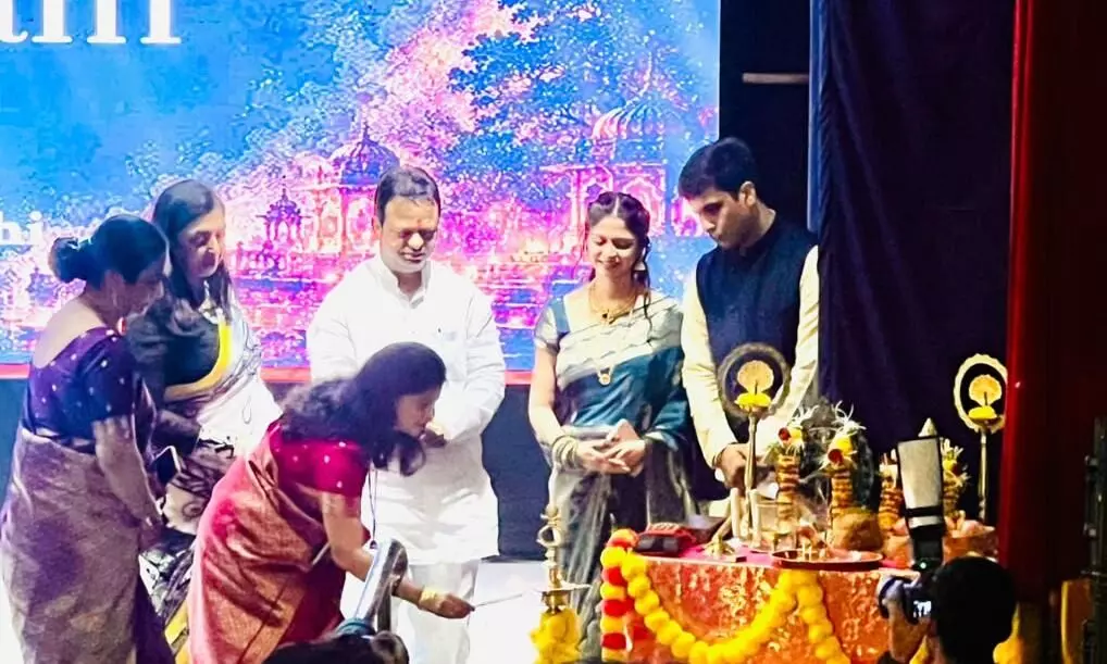 नृत्य नाटिका दशावतार के सजीव चित्रण ने दर्शकों को किया मोहित नृत्य नाटिका दशावतार के सजीव चित्रण ने दर्शकों को किया मोहित