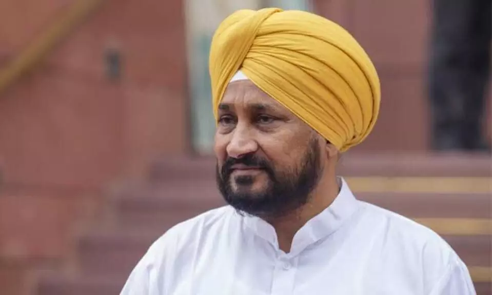 TMC- शिवसेना (UBT) के बाद पंजाब कांग्रेस में भी अंदरूनी खींचतान तेज! पूर्व CM चन्नी को बुलाई पड़ी मीटिंग TMC- शिवसेना (UBT) के बाद पंजाब कांग्रेस में भी अंदरूनी खींचतान तेज! पूर्व CM चन्नी को बुलाई पड़ी मीटिंग