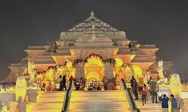 राम मंदिर चढ़ावा चोरी मामले में फिर तेज हुई जांच, दो दिन तक एसआईटी ने खंगाले रिकॉर्ड राम मंदिर चढ़ावा चोरी मामले में फिर तेज हुई जांच, दो दिन तक एसआईटी ने खंगाले रिकॉर्ड