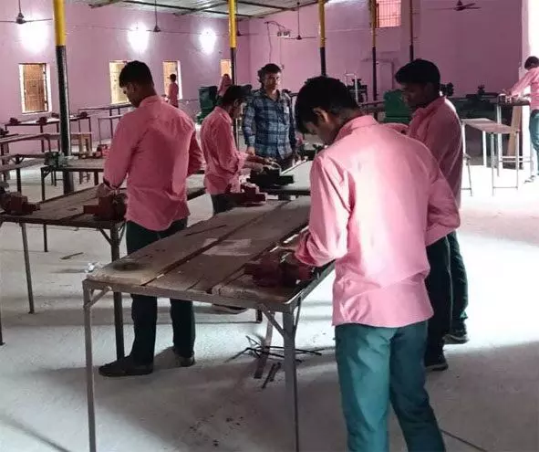 227 विद्यार्थियों के फर्जी नाम दर्ज कर हड़पी 29.60 लाख की छात्रवृत्ति 227 विद्यार्थियों के फर्जी नाम दर्ज कर हड़पी 29.60 लाख की छात्रवृत्ति