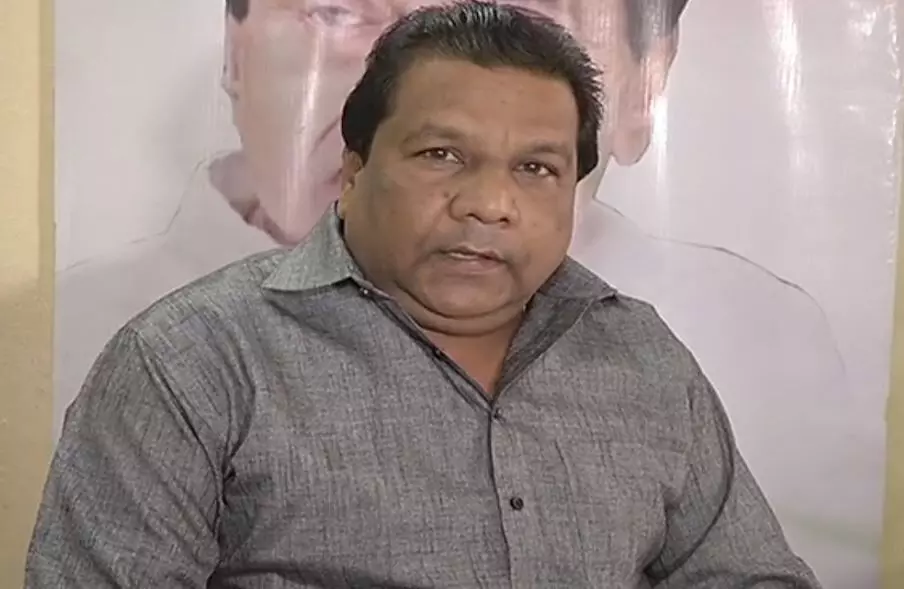 अनुशासनहीनता पर कांग्रेस ने राकेश यादव को पार्टी से बाहर का दिखाया रास्ता अनुशासनहीनता पर कांग्रेस ने राकेश यादव को पार्टी से बाहर का दिखाया रास्ता